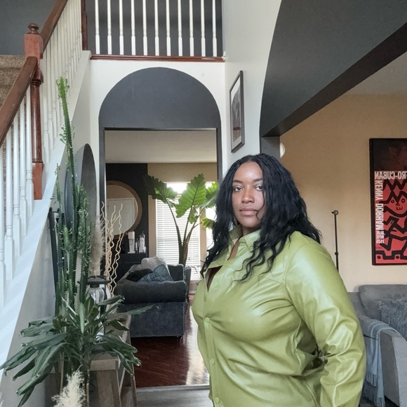 Our Body The Label Brand - Kiwi 🥝 Green Leather Button Up - Picture 3 of 6